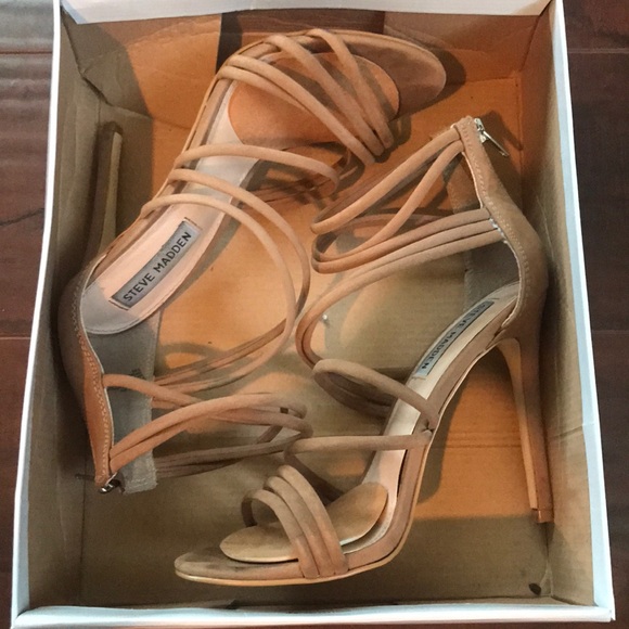 Steve Madden Shoes - Steve Madden nude strappy heels